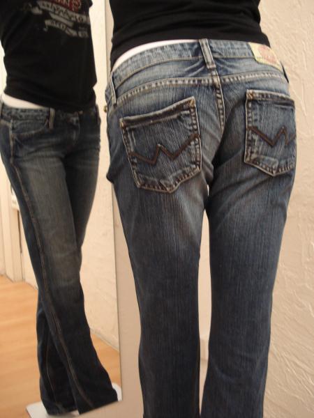 J 102